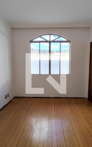 Apartamento à venda com 82m², 2 quartos e 1 vaga Apartamento à venda com 82m², 2 quartos e 1 vagaSala