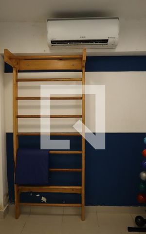 Apartamento à venda com 41m², 2 quartos e sem vagaÁrea comum - Academia