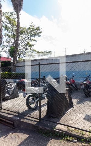 Apartamento para alugar com 37m², 2 quartos e 1 vagaGaragem