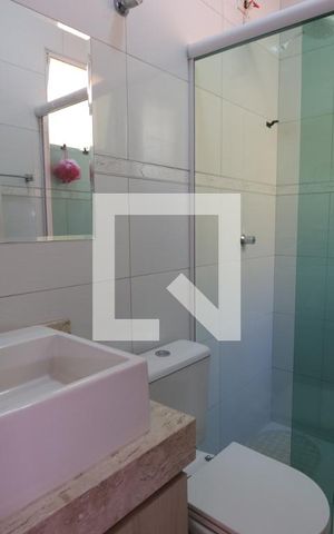 Casa à venda com 336m², 3 quartos e 2 vagasBanheiro Social