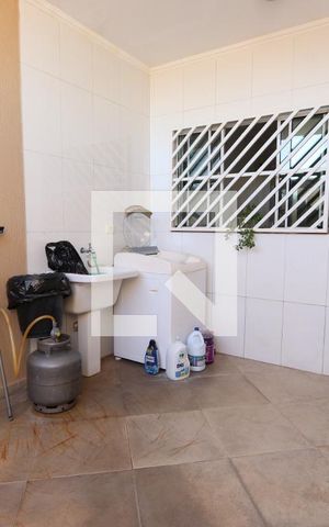 Casa à venda com 336m², 3 quartos e 2 vagasQuintal/Lavanderia