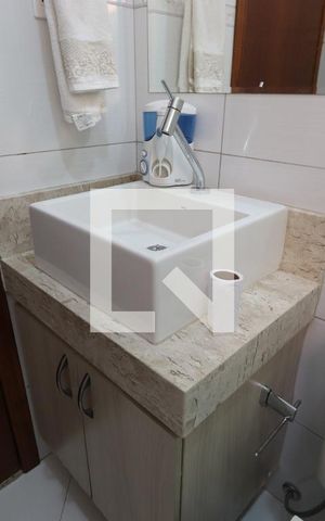 Casa à venda com 336m², 3 quartos e 2 vagasBanheiro Social
