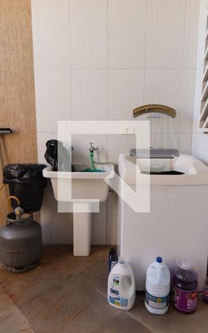 Casa à venda com 336m², 3 quartos e 2 vagasQuintal/Lavanderia