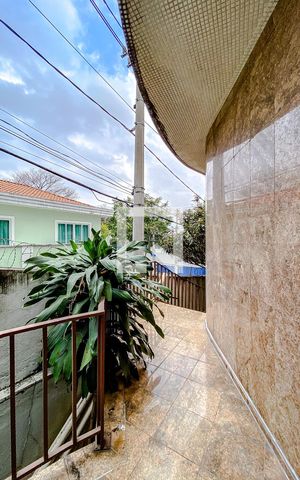 Casa à venda com 420m², 5 quartos e 11 vagasEntrada