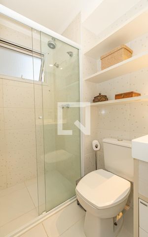 Apartamento à venda com 137m², 3 quartos e 3 vagas Apartamento à venda com 137m², 3 quartos e 3 vagasBanheiro da Suíte 2