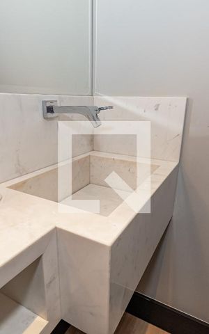 Apartamento à venda com 137m², 3 quartos e 3 vagas Apartamento à venda com 137m², 3 quartos e 3 vagasDetalhe Lavabo