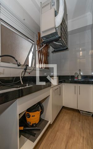 Apartamento à venda com 137m², 3 quartos e 3 vagas Apartamento à venda com 137m², 3 quartos e 3 vagasÁrea de Serviço