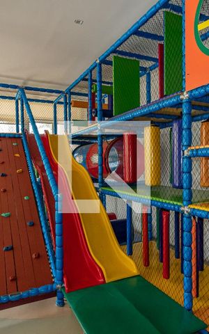 Apartamento à venda com 137m², 3 quartos e 3 vagas Apartamento à venda com 137m², 3 quartos e 3 vagasÁrea comum - Playground