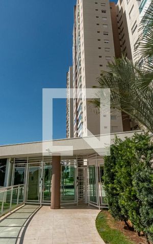 Apartamento à venda com 137m², 3 quartos e 3 vagas Apartamento à venda com 137m², 3 quartos e 3 vagasFachada e Portaria