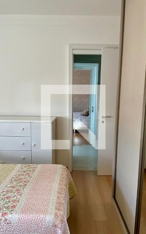 Apartamento à venda com 178m², 4 quartos e 4 vagas Apartamento à venda com 178m², 4 quartos e 4 vagasQuarto 4