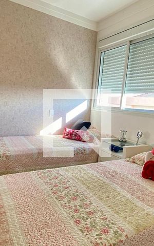 Apartamento à venda com 178m², 4 quartos e 4 vagas Apartamento à venda com 178m², 4 quartos e 4 vagasQuarto 4