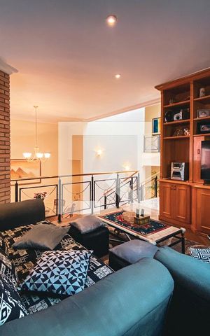 Casa à venda com 400m², 3 quartos e 5 vagasSala