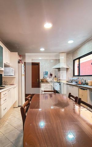 Casa à venda com 400m², 3 quartos e 5 vagasCozinha