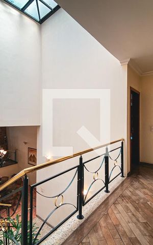 Casa à venda com 400m², 3 quartos e 5 vagasSala