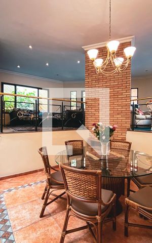 Casa à venda com 400m², 3 quartos e 5 vagasSala
