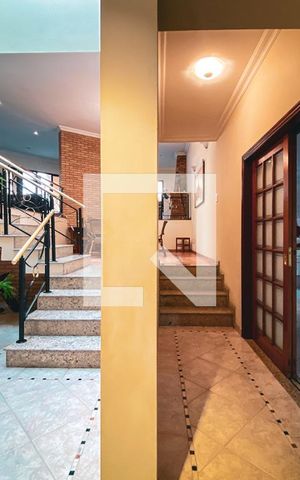 Casa à venda com 400m², 3 quartos e 5 vagasCorredor