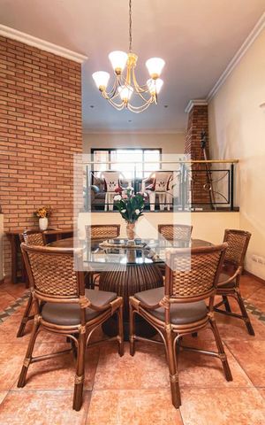 Casa à venda com 400m², 3 quartos e 5 vagasSala