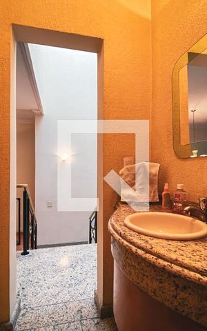 Casa à venda com 400m², 3 quartos e 5 vagasBanheiro