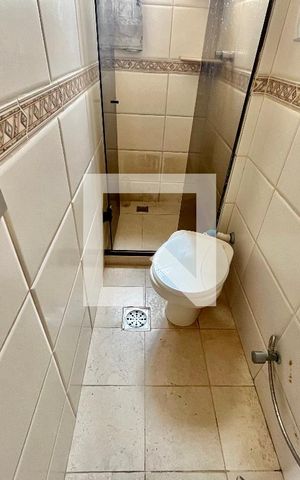Apartamento à venda com 701m², 2 quartos e 1 vaga Apartamento à venda com 701m², 2 quartos e 1 vagaBanheiro