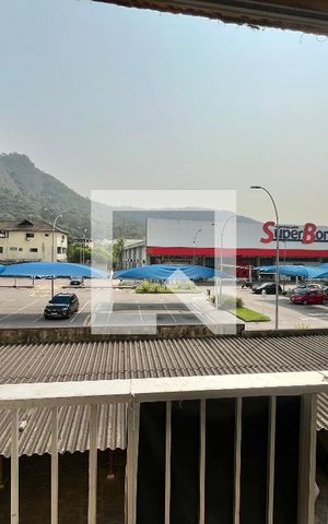 Apartamento à venda com 701m², 2 quartos e 1 vaga Apartamento à venda com 701m², 2 quartos e 1 vagaVaranda