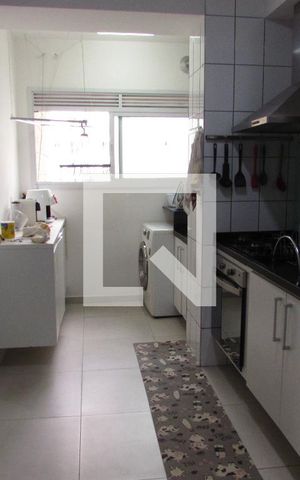 Apartamento à venda com 96m², 2 quartos e 2 vagasCozinha 
