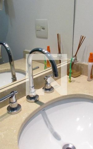 Apartamento à venda com 96m², 2 quartos e 2 vagasBanheiro 1
