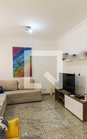 Casa de condomínio à venda com 135m², 4 quartos e 4 vagas Casa de condomínio à venda com 135m², 4 quartos e 4 vagasSala