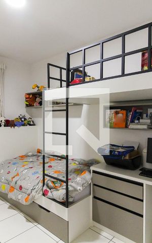Casa de condomínio à venda com 135m², 4 quartos e 4 vagas Casa de condomínio à venda com 135m², 4 quartos e 4 vagasSuíte 2