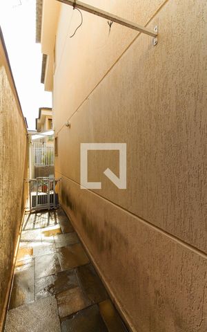 Casa de condomínio à venda com 135m², 4 quartos e 4 vagas Casa de condomínio à venda com 135m², 4 quartos e 4 vagasÁrea De Serviço