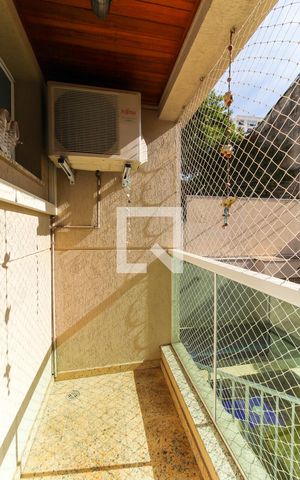 Casa de condomínio à venda com 135m², 4 quartos e 4 vagas Casa de condomínio à venda com 135m², 4 quartos e 4 vagasVaranda Da Suíte 3