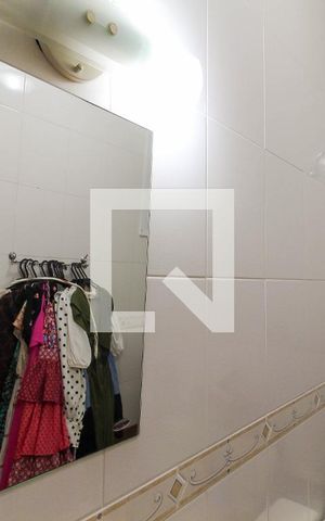 Casa de condomínio à venda com 135m², 4 quartos e 4 vagas Casa de condomínio à venda com 135m², 4 quartos e 4 vagasBanheiro Da Suíte 1