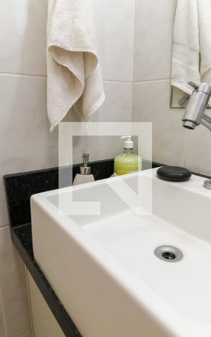 Casa de condomínio à venda com 135m², 4 quartos e 4 vagas Casa de condomínio à venda com 135m², 4 quartos e 4 vagasBanheiro Social