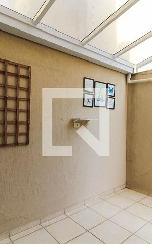 Casa de condomínio à venda com 135m², 4 quartos e 4 vagas Casa de condomínio à venda com 135m², 4 quartos e 4 vagasÁrea De Serviço