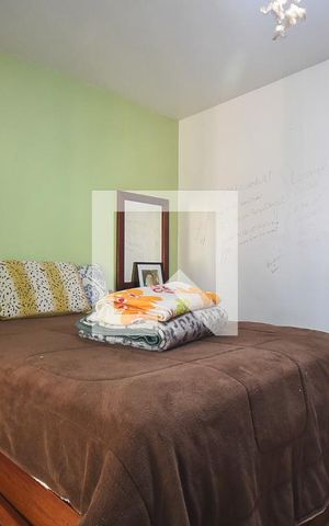 Casa à venda com 120m², 2 quartos e 2 vagas Casa à venda com 120m², 2 quartos e 2 vagasSuíte