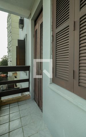 Apartamento à venda com 78m², 3 quartos e sem vaga Apartamento à venda com 78m², 3 quartos e sem vagaVaranda