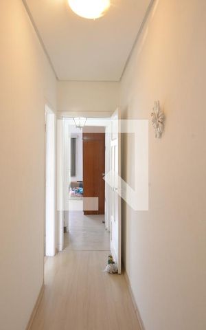 Casa à venda com 80m², 2 quartos e sem vagaCorredor