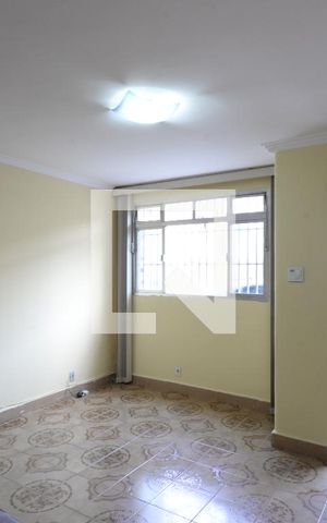 Casa à venda com 80m², 2 quartos e sem vagaSala