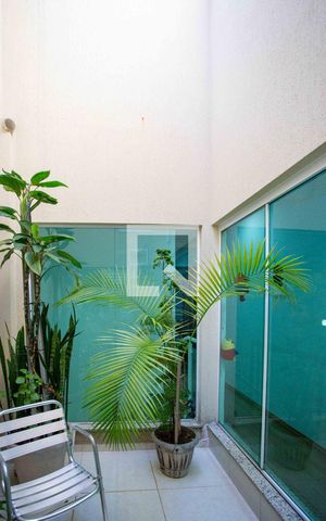Casa à venda com 100m², 3 quartos e 2 vagasJardim de Inverno