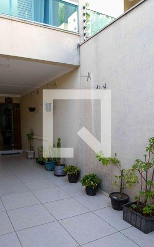 Casa à venda com 100m², 3 quartos e 2 vagasGaragem