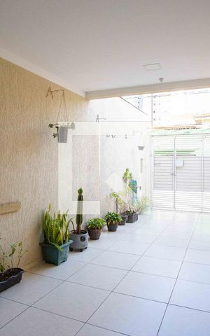 Casa à venda com 100m², 3 quartos e 2 vagasGaragem
