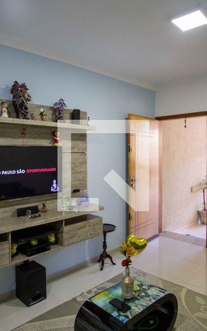 Casa à venda com 100m², 3 quartos e 2 vagasSala