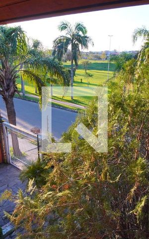 Casa à venda com 329m², 5 quartos e 4 vagasQuarto 3 - Vista