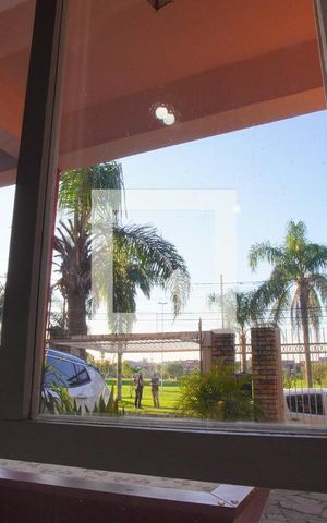 Casa à venda com 329m², 5 quartos e 4 vagasSala - Vista