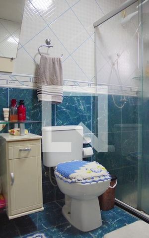 Casa à venda com 329m², 5 quartos e 4 vagasBanheiro da suíte 2