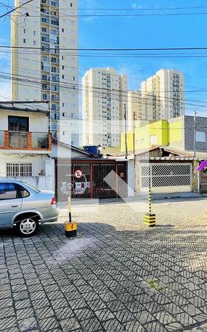 Casa à venda com 119m², 2 quartos e 2 vagas Casa à venda com 119m², 2 quartos e 2 vagasVista da Sala