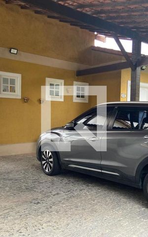 Casa à venda com 274m², 3 quartos e 2 vagas