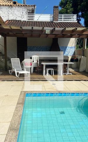 Casa à venda com 274m², 3 quartos e 2 vagas