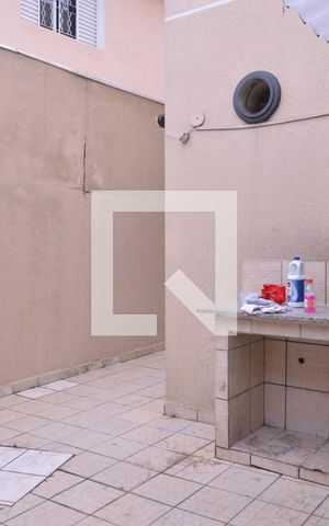 Casa para alugar com 129m², 3 quartos e 1 vagaÁrea de Serviço
