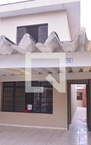 Casa para alugar com 129m², 3 quartos e 1 vagaGaragem