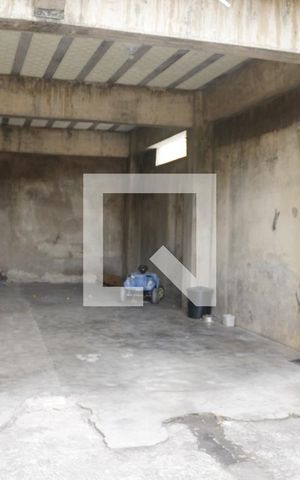 Casa à venda com 244m², 4 quartos e 10 vagasÁrea externa